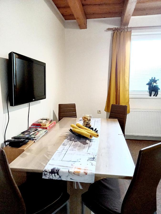 Apartman Erika - Bešeňová Eksteriør bilde