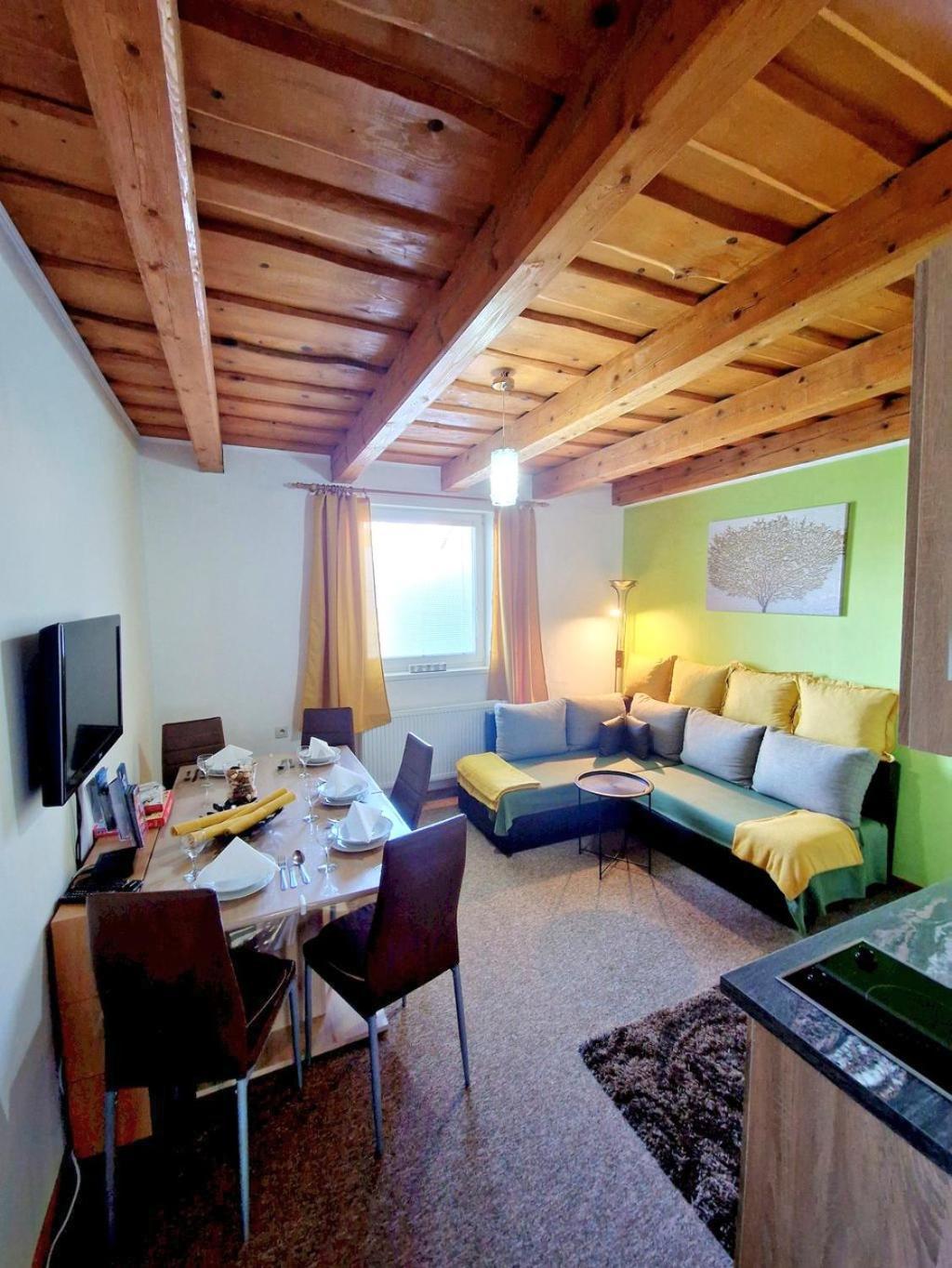 Apartman Erika - Bešeňová Eksteriør bilde